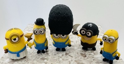 Minions Figurines 2  Despicable Me Lot Of 5 Plastic Figures Trinkets Cake Topper