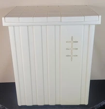 Vtg MCM Cream Plastic Clothes Hamper/Basket w/Lid Festival #8807 16x13x10