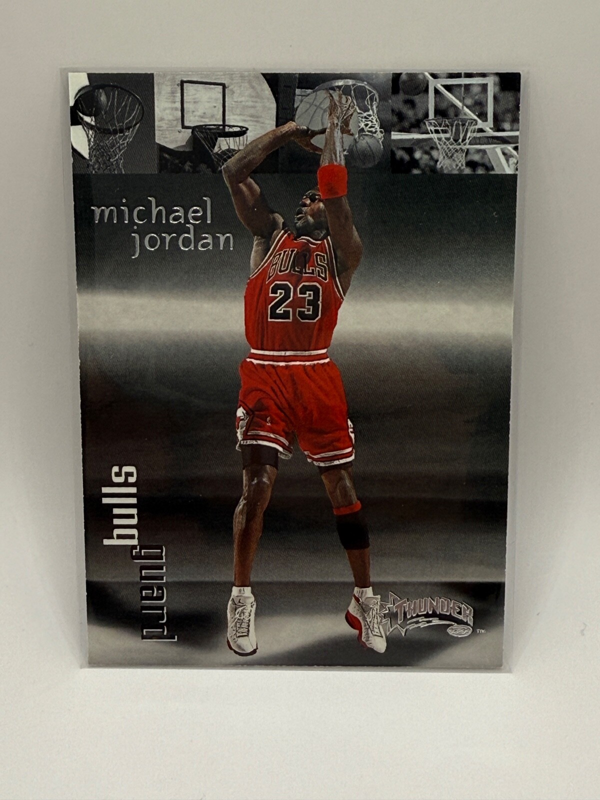 1998-99 Skybox Thunder - #106 Michael Jordan