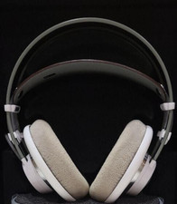AKG K701 Reference Headphones White Good GP
