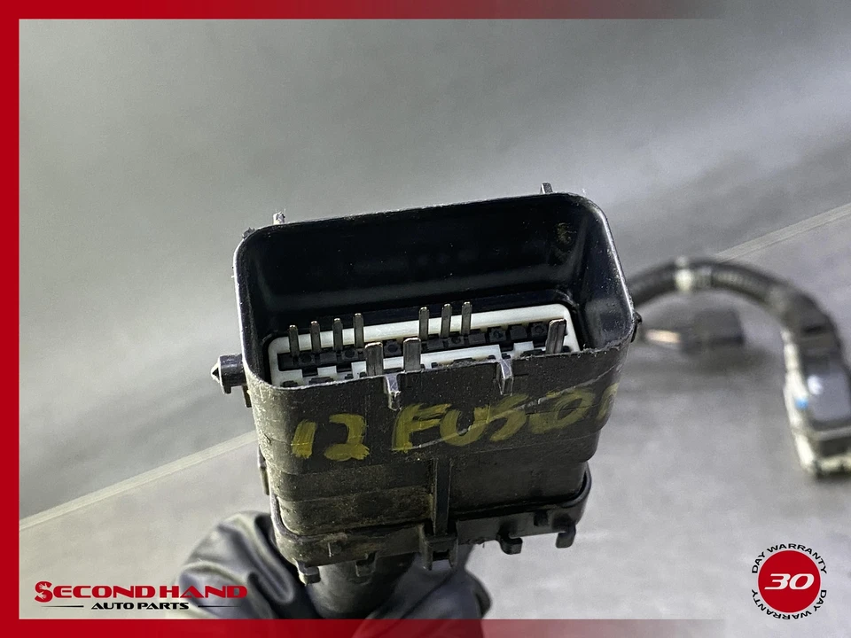 Ford Fusion 2012 cable de batería positivo de 2,5 L  Foto 4 de 4