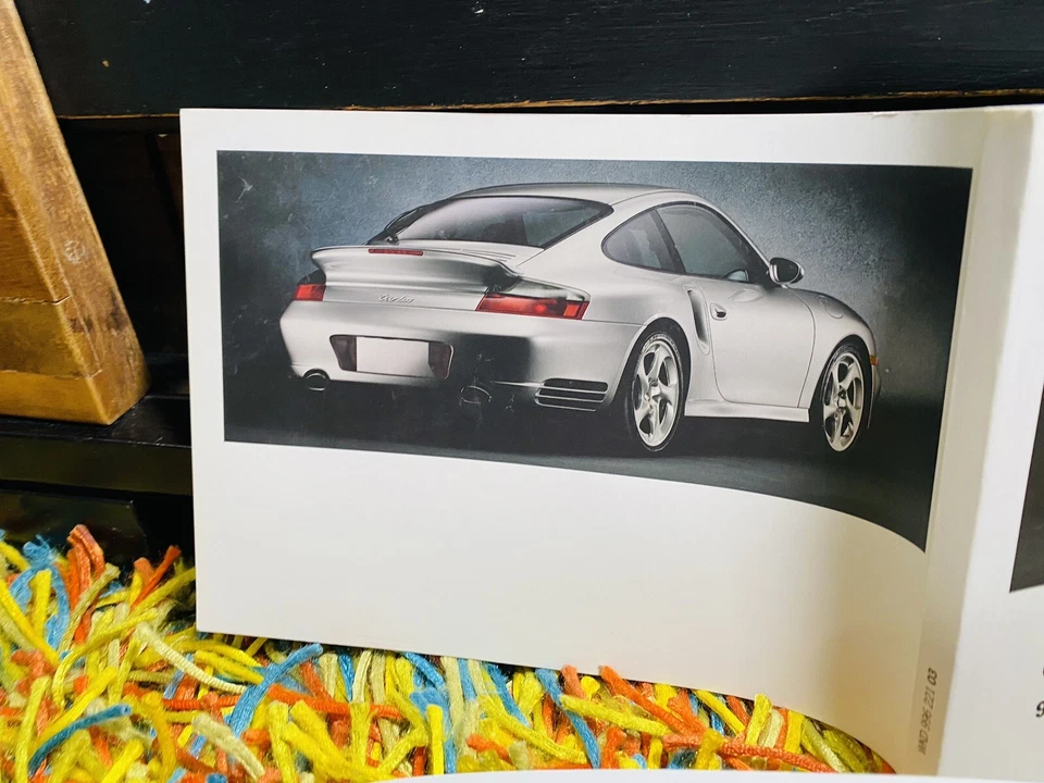 NUEVO⭕️ PORSCHE 911 TURBO 2003 SOLO MANUAL DEL PROPIETARIO + FUNDA DE PLÁSTICO NUEVO STOCK ANTIGUO Foto 3 de 4