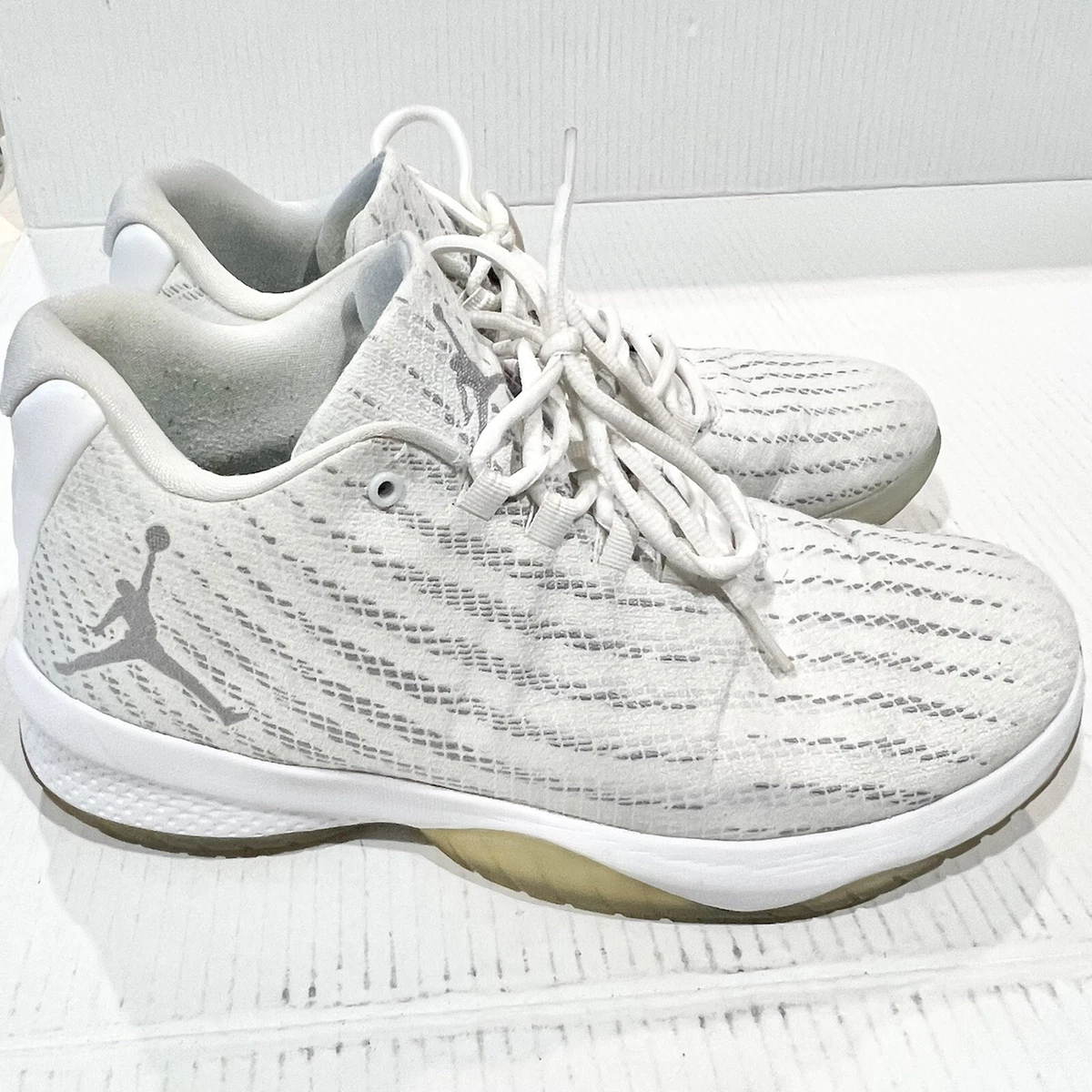Rand Turbulentie Blij Nike Jordan B.Fly 'Pure Platinum' Men's Size 10 Shoes 881444-100 | eBay Rand Turbulentie Blij Nike Jordan B.Fly 'Pure Platinum' Men's Size 10 Shoes 881444-100 | eBay