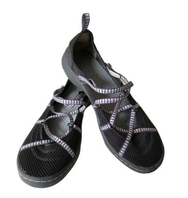 JSport by Jambu Sideline Encore CrissCross Strap Flat Water Shoes - Size 7.5