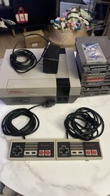 Nintendo Entertainment System NES Console-NES-001 - Gray w/power cord