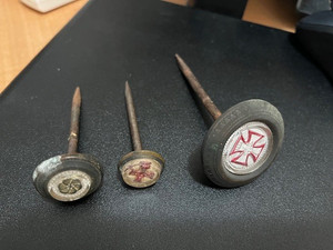 Vintage Victorian Nail Artwork Hangers(3 of various size)