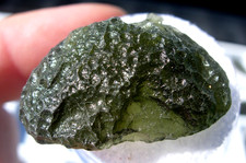 27.6 carats 28x18x8mm MOLDAVITE from Czech Republic Meteorite impact with COA