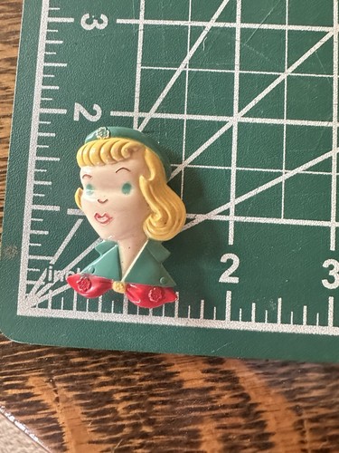 Vintage 1960s Girl Scout Junior Profile Pin Plastic