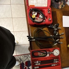 Snap On Mac Toyota Engine Compression Leak Down And V6 Toyo Valve Hold Sets