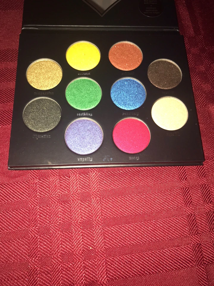 Kat Von D Vegan Love Eyeshadow Palette Limited Edition Cruelty Free New in Box - Image 3 of 4