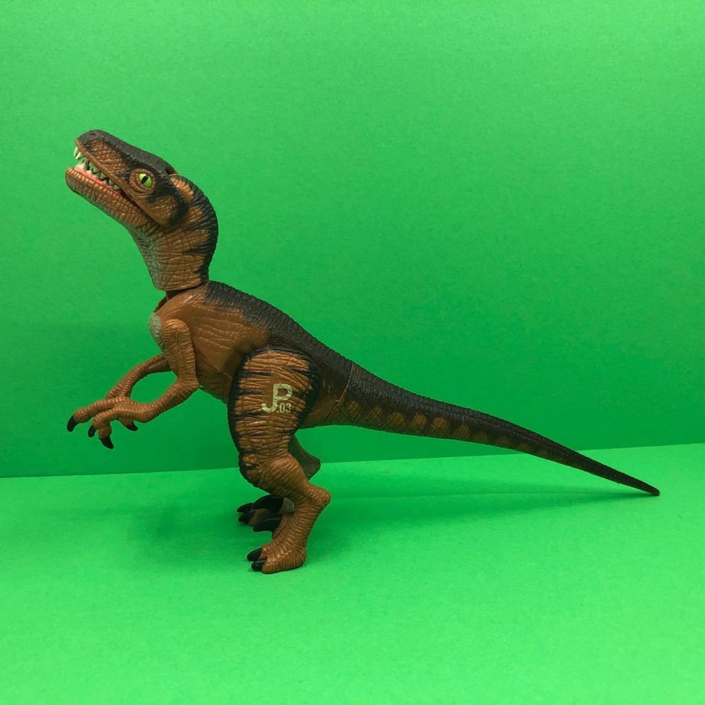 Vintage Kenner Jurassic Park Velociraptor JP03 Dino Strike