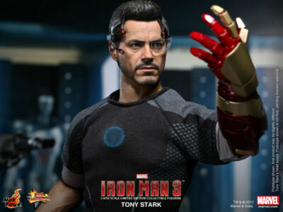 1/6 Hot Toys MMS191 Iron Man 3 Tony Stark Armor Testing Workshop