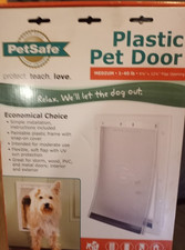 PetSafe Plastic Pet Door 8 1/8" X 12 1/4" Medium 1-40 lb Flap Opening Dogs Cats
