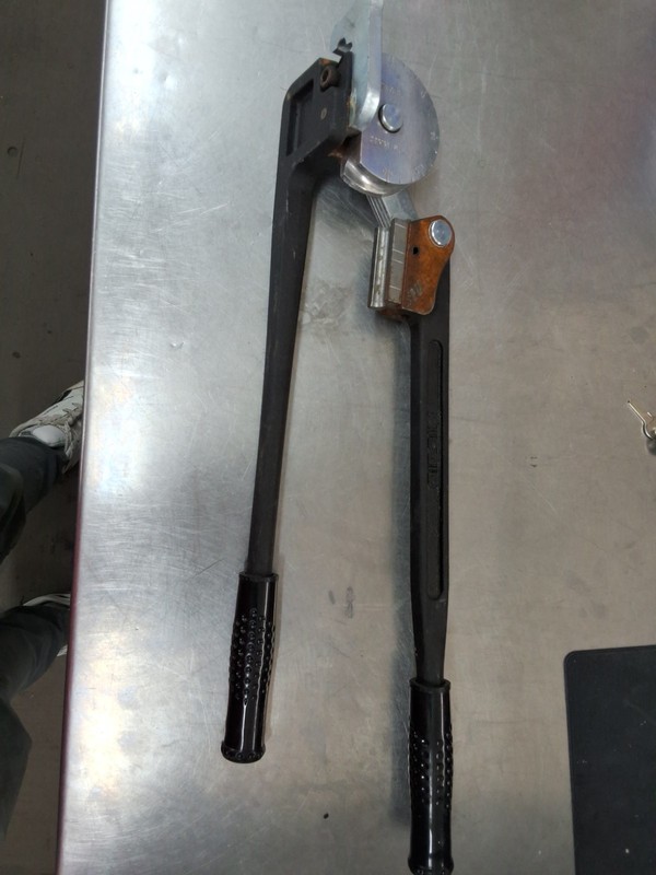 Ridgid 12MM O.D. 38MM R. Pipe Bender