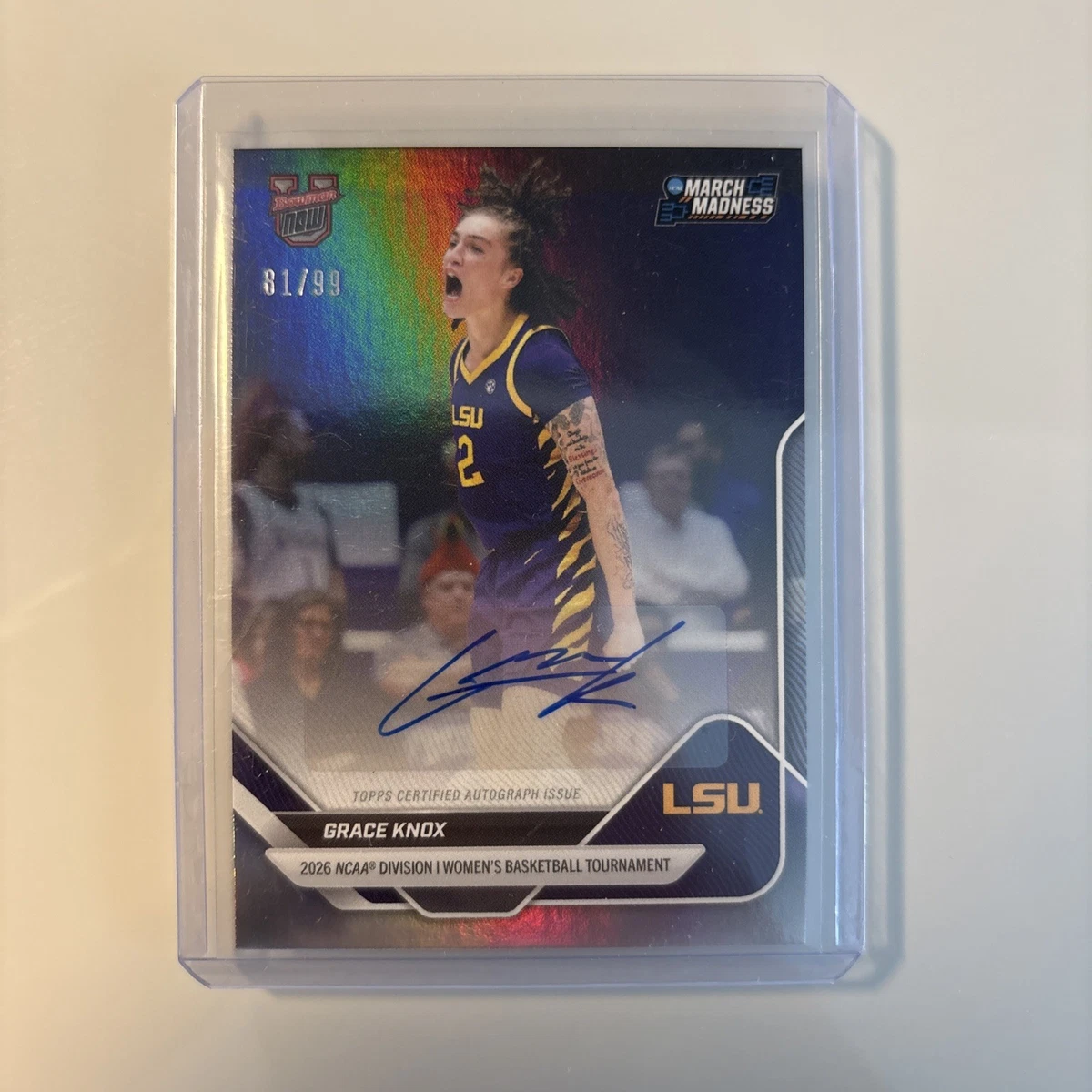 Topps Basketball Autographed ungraded Sports Trading Cards