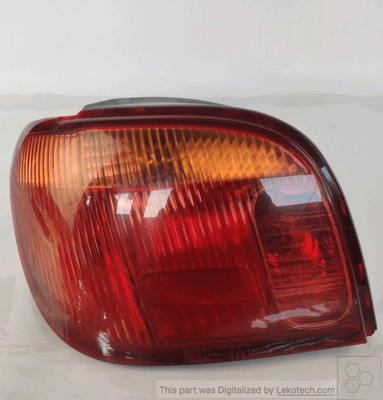 815610D070 Rücklicht. Links TOYOTA YARIS 1.3 16V (FRP) Ber. 3p/b/1298cc