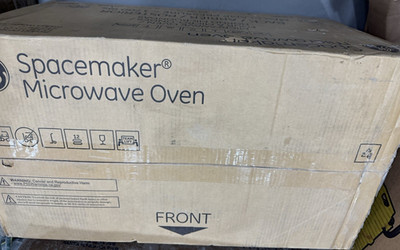 GE PEM31SFSS Countertop Microwave Oven 12-1/8''H x 24''L x 12-7/8''W, 33 lbs