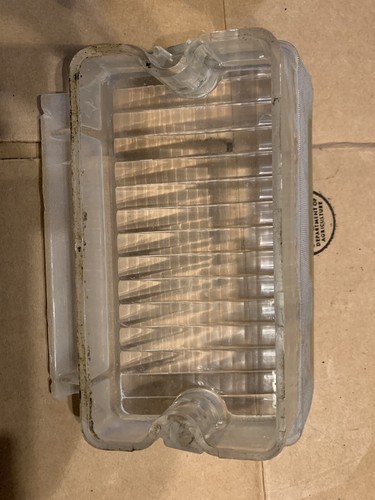 1969-1970 Cutlass 442 Delta 88 98 Vista Parking Light Housing Assemblies RH LH - Picture 4 of 24