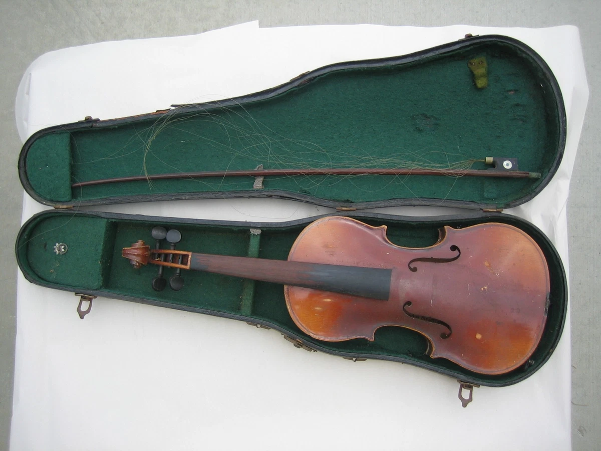 Vtg Copy of Antoniua Stradivarius Violin in Original Case