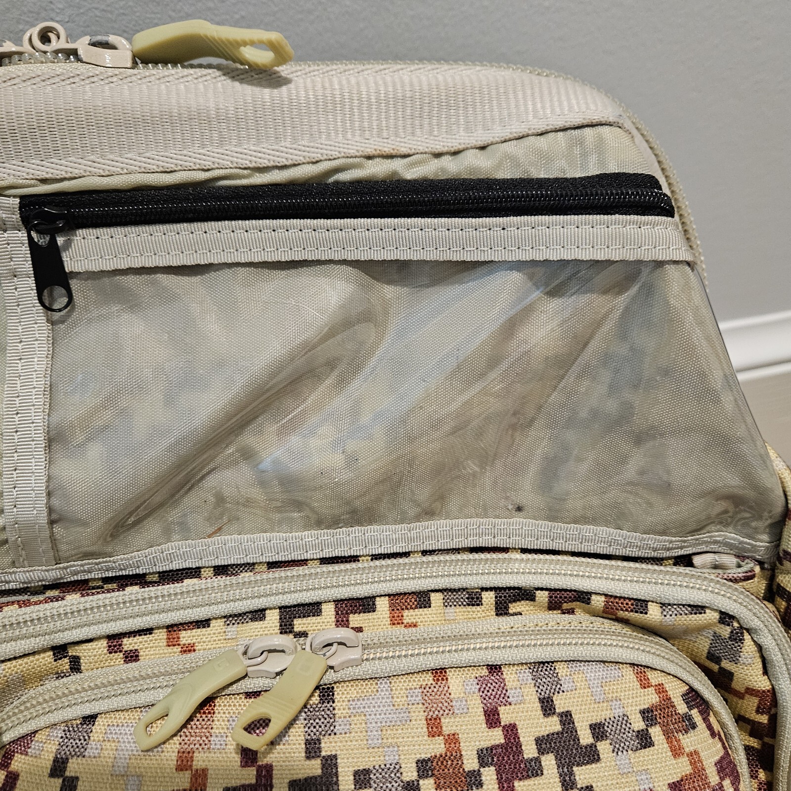 BURTON Houndstooth Multicompartment Shoulder Mess… - image 10