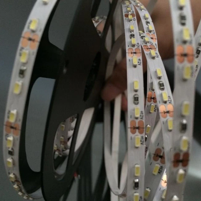 SMD 3014 LED Strip Light 120Led/M 600Leds 5M Cool White DC 12V 5mm Width - Image 2 of 4