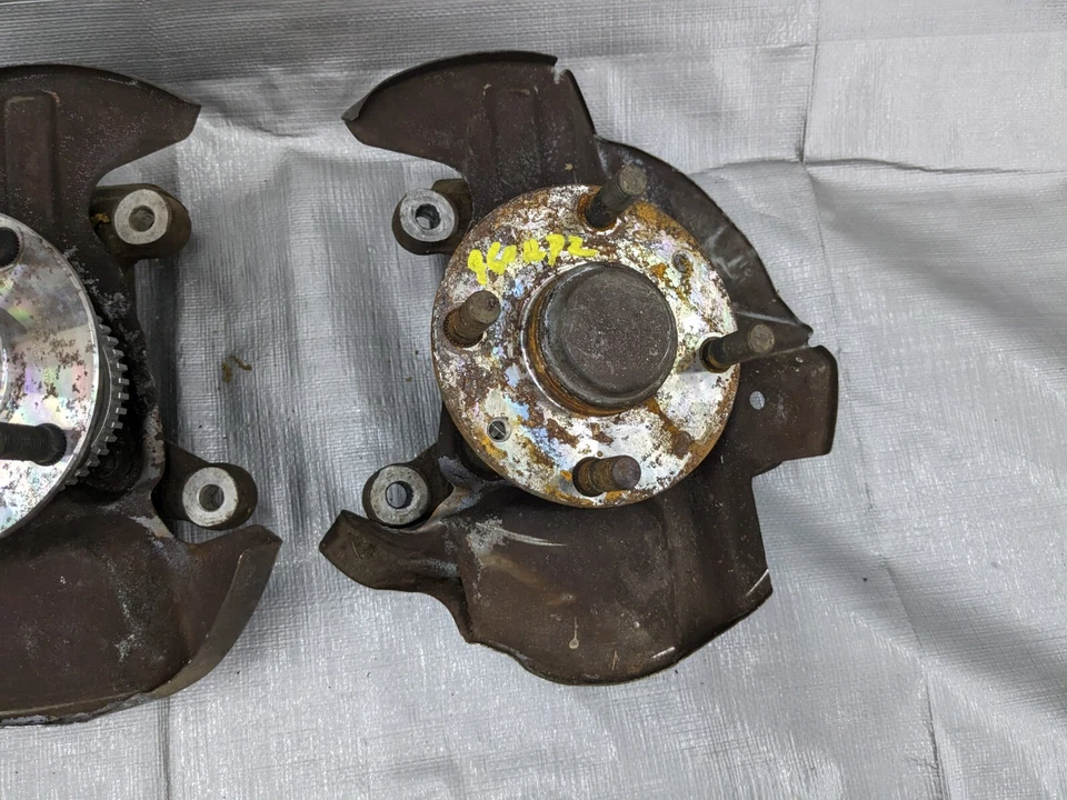 Par de nudillos de buje de husillo delantero izquierdo y derecho Mazda Miata 1994-1997 94NAPZ Foto 4 de 4