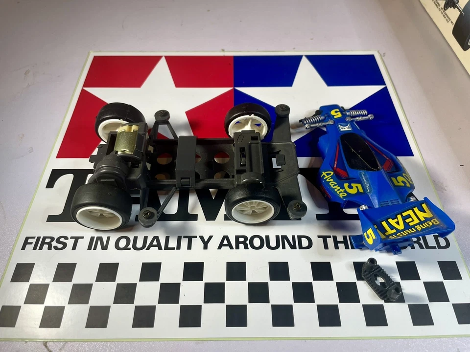 Vintage Tamiya Avante Jr Mini 4WD 1/32 - 18014 - Authentic 1988 - Custom Painted - Image 4 of 4