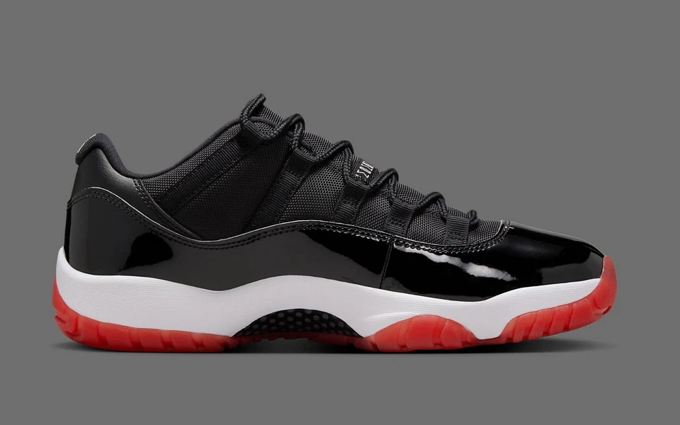 Nike Air Jordan 11 ретро низкий выведен мужской черный и красный спортивные кроссовки FV5104-006 - Изображение 2 из 4