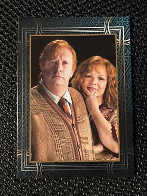 HARRY POTTER WELCOME HOGWARTS WIZARDING WORLD TRADING CARD WEASLEY # 144 PANINI