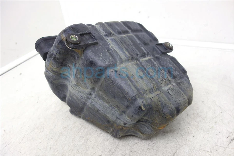 1995-1998 Nissan 200Sx 2.0L воздуха резонатор камеры коробка 16585-59Y00 - Изображение 2 из 4