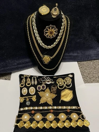 Stunning Vintage Gold Tone Jewelry Lot 21pc/15 Signed~Kramer Trifari 925 KJL+++