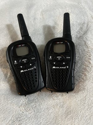 Midland Pair Of Walkie Talkies Lxt 323 Xtra Talk 
