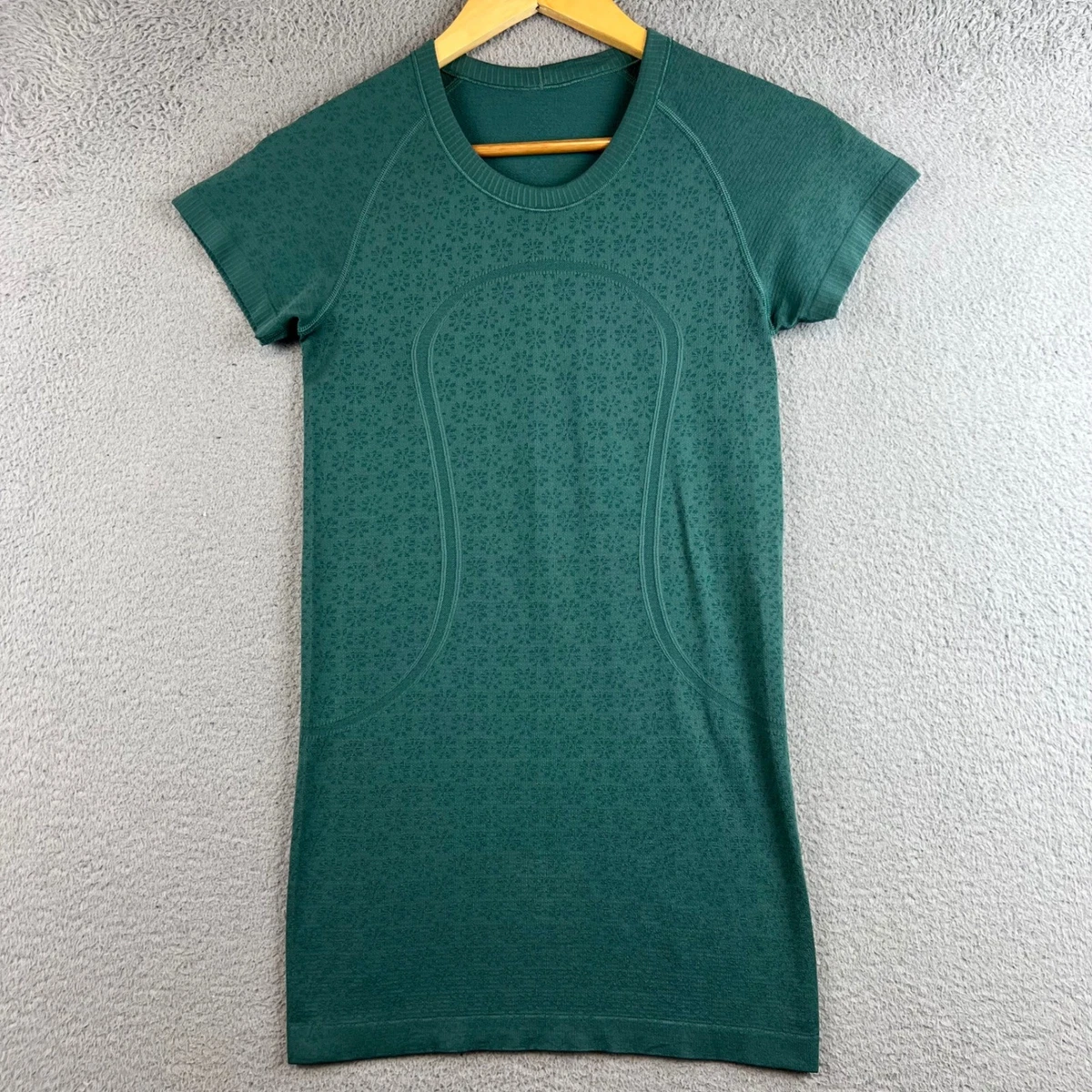 25+ Lululemon Swiftly Tech Green Activewear Tops for Women for