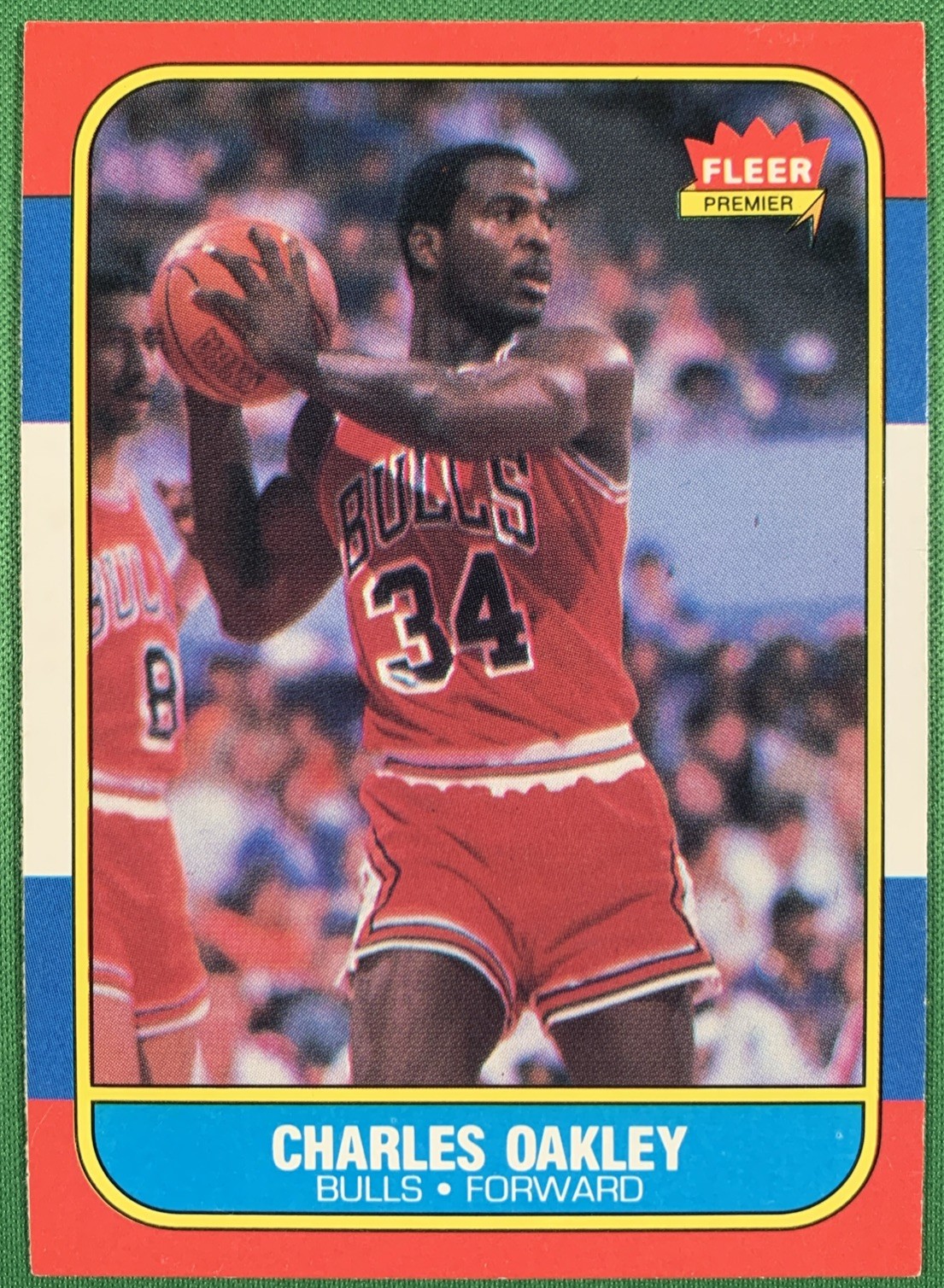1986 Fleer Basketball #81 Charles Oakley RC