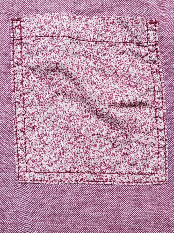 Camisa masculina On the Byas manga curta botão grande borgonha bolso algodão - Imagem 3 de 4