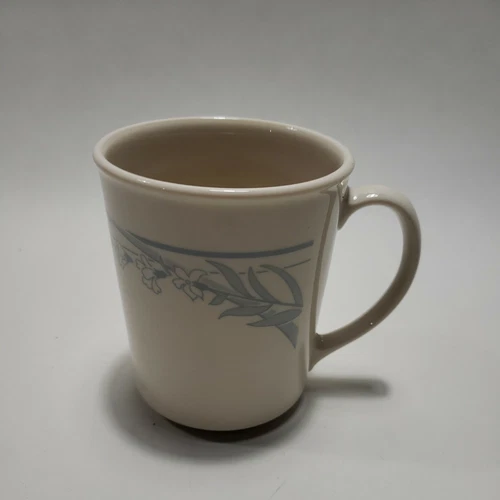 1 Blue Lily Corning Ware Blue Floral Coffee Cup Mug Vintage 3-3/4" No Chips