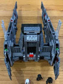 Kylo Ren's Command Shuttle Lego Star Wars: No. 75104 Near Complete Set