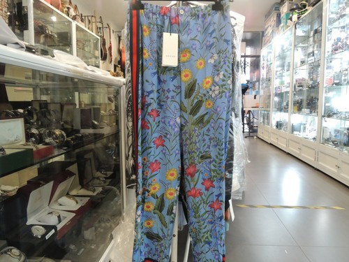 GUCCI Silk Trousers With Bloom Print 