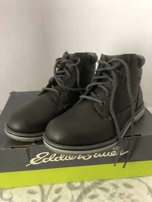 stuart weitzman quilted boots