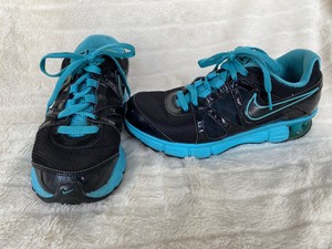 black and turquoise nike womens shoes