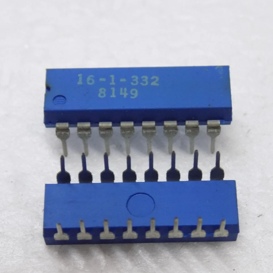 10x 16-1-332 Resistor Network 33Kohm DIP16 - Image 2 of 3
