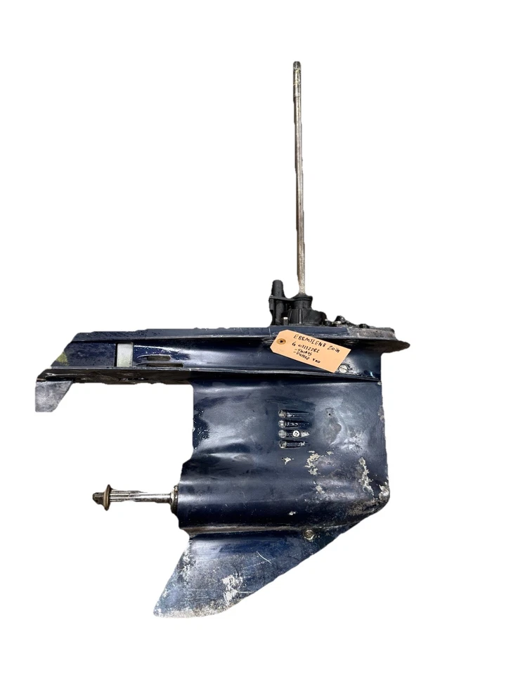 Johnson Evinrude 88 90 120 140 HP V4 20" Lower Unit GearCase 1992 - 1998 OMC - Image 2 of 4