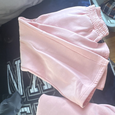 Comfrt Women s M Pink Cotton Fleece Pullover Hoodie and pants w/ Pockets Logo