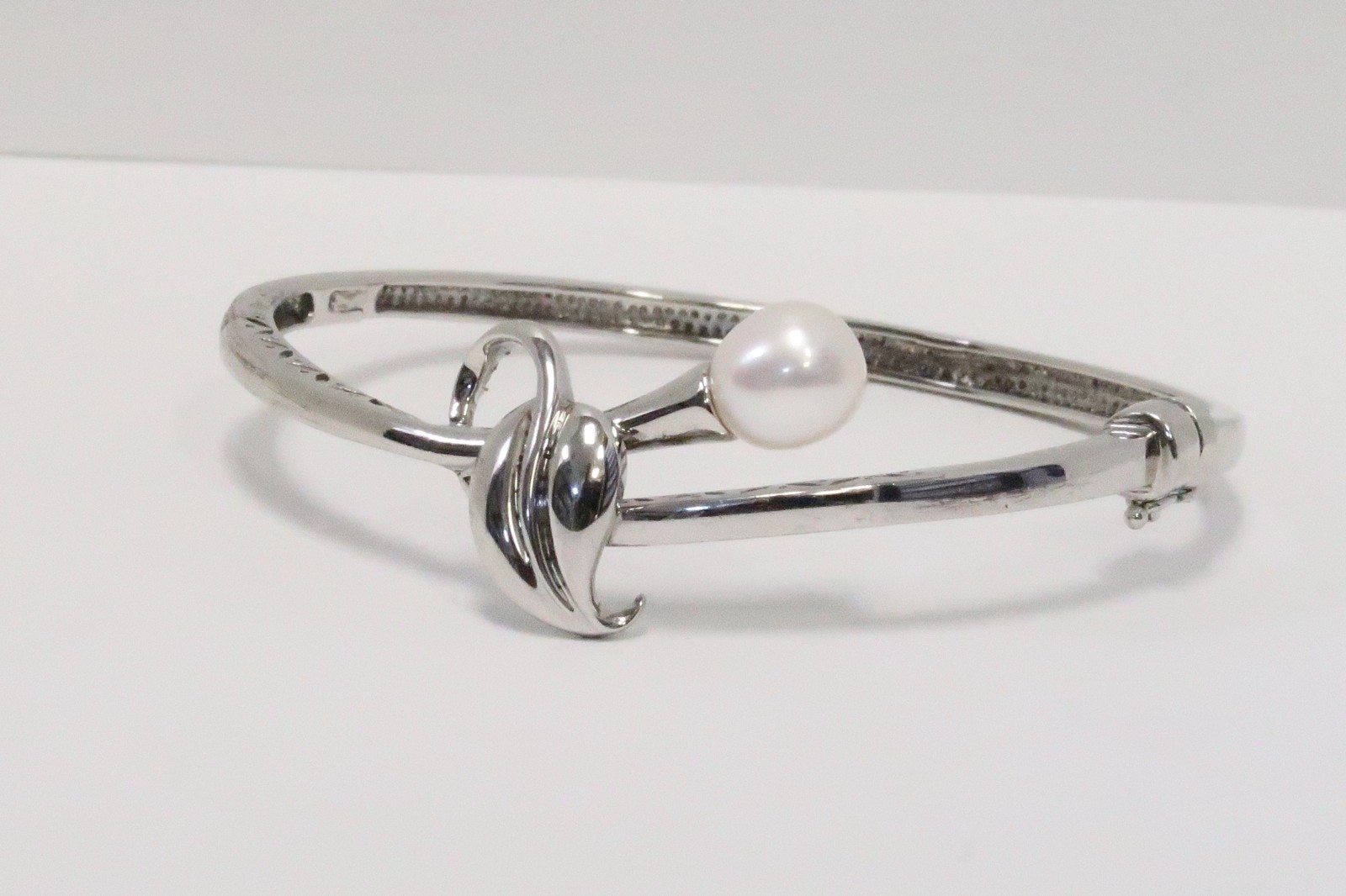 ALLURING STERLING SILVER PEARL BANGLE BRACELET - image 2