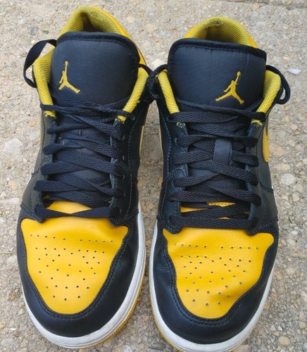 Scarpe da ginnastica Nike Air Jordan 1 basse giallo ocra nero uomo taglia 10,5 - Foto 2 di 10