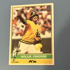 1976 Topps - Rollie Fingers #405 Oakland Athletics MLB Baseball Trading Card