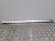 Porte avant et accessoires Mitsubishi ESTATE