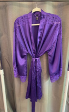 Victoria's Secret Vibrant Purple MEDIUM / LARGE Satin And Lace Robe VS Tie