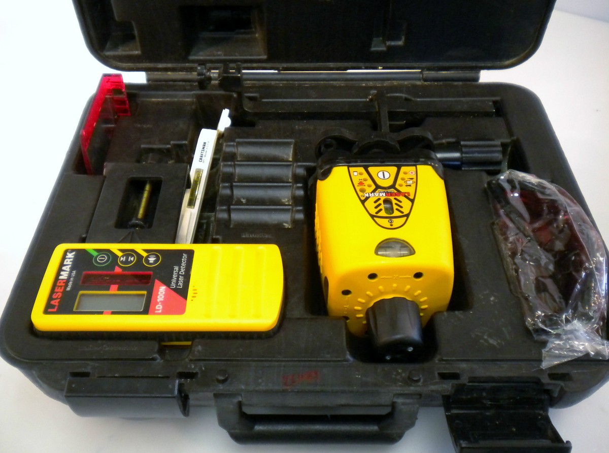 CST Berger LM30 Wizard Rotary Laser Level Lasermark Wizard Kit w Accessories