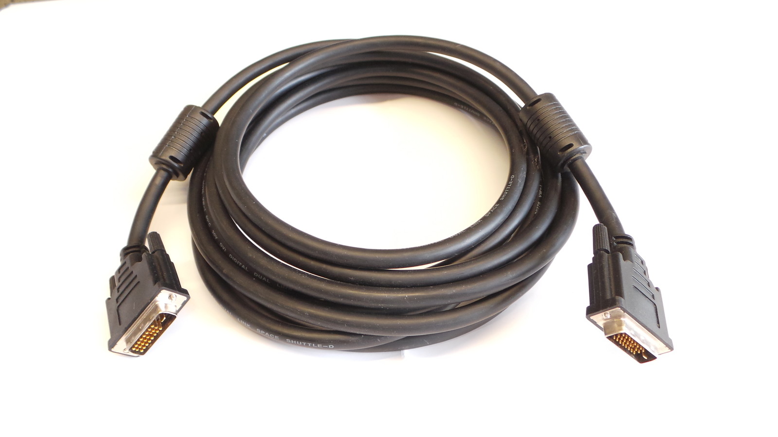 DVI-Kabel mit 5-9 m Länge-Kabel & -Adapter
